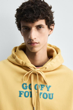 ZARA HARRY LAMBERT X DISNEY ХУДИ С КАПЮШОНОМ И НАДПИСЬЮ, ЖЕЛТЫЙ