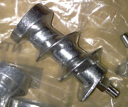 Шнек для мясорубки Bosch (Бош) без втулки - 050366