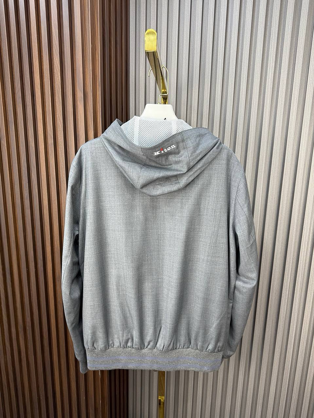 Костюм Kiton