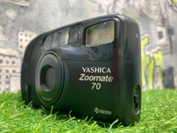 Yashica Zoomate 70