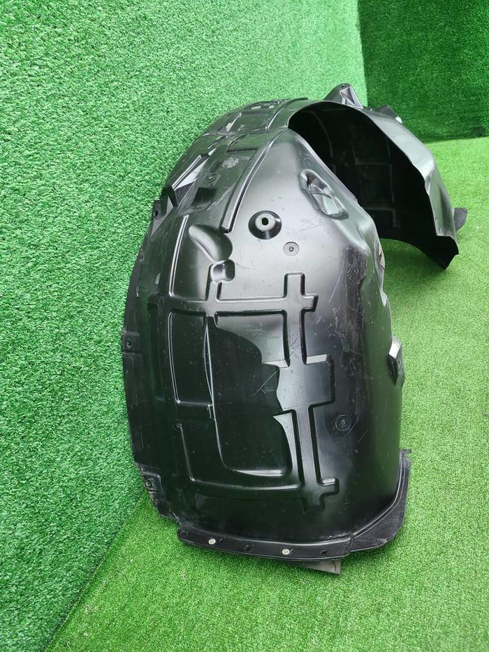 Подкрылок передний правый Geely Preface (24-нв)