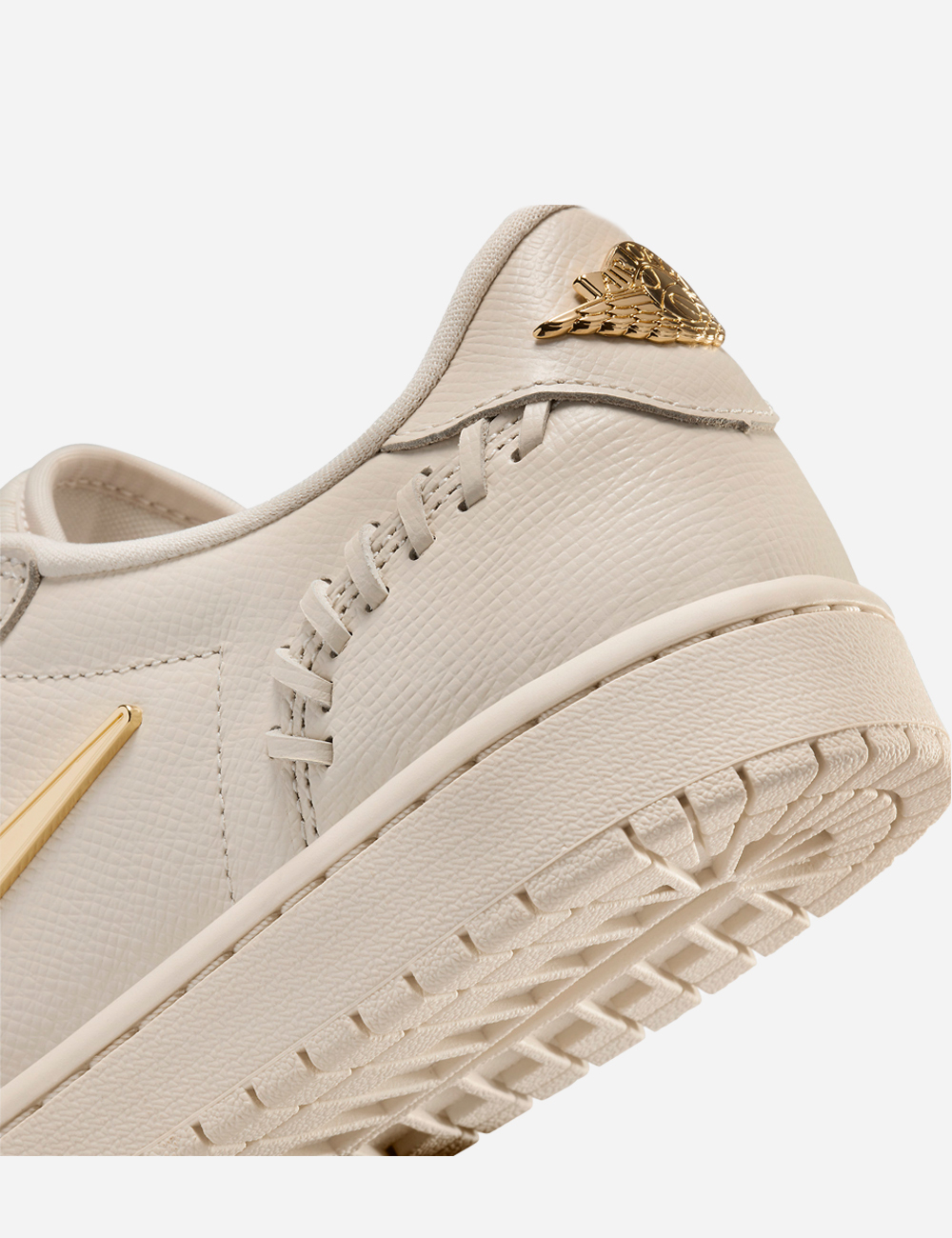 Air Jordan 1 Low Legend Light Brown (FN5032-200)
