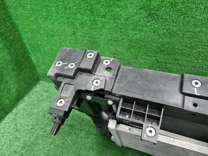 Телевизор в сборе Voyah Dream (2021-н.в.)