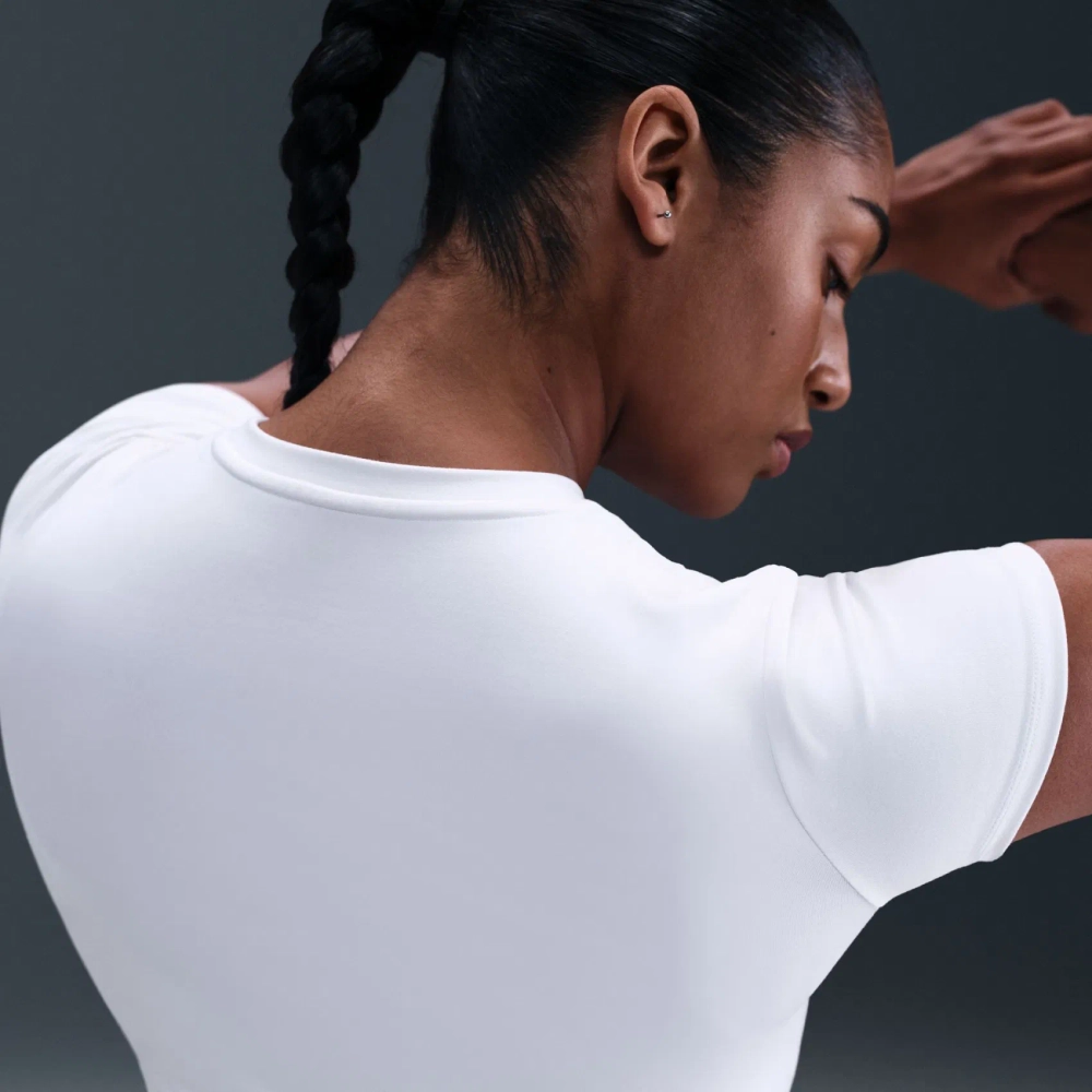 IM9638-100 Футболка тренировочная Nike One Fttd Ss Top W