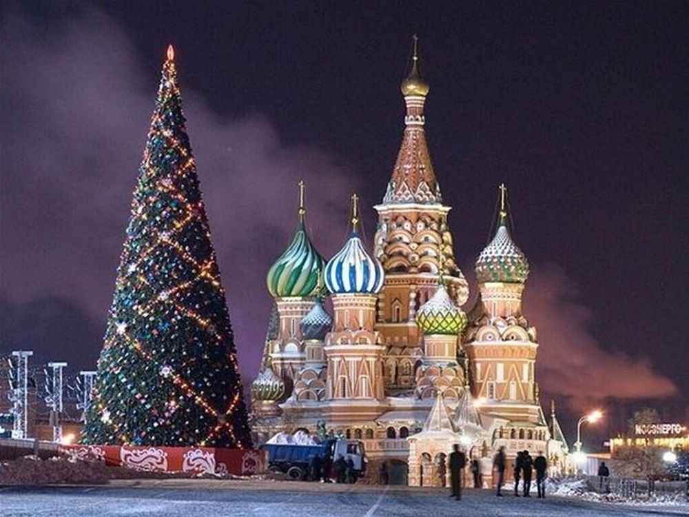 Уличная елка каркасная "Русская" (пвх) 25 м