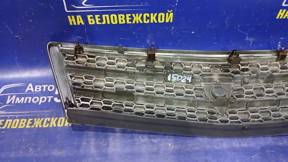 Решетка радиатора TOYOTA OPA 2000-2005