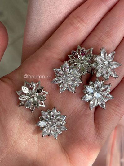 Пуговицы стразы цветочки горный хрусталь