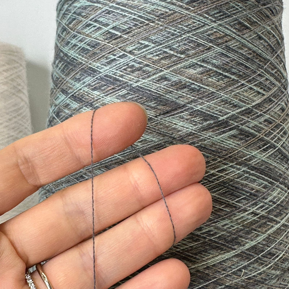 LIZ - Fashion Mill; 85% хлопок, 15% меринос; 2500м/100гр; col.221041, цвет: пастельный бирюзово-коричнево-черничная секционка; S703; Есть бобинки: 150, 60, 127, 88, 150, 215, 215 гр