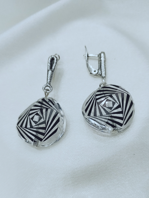 "Бафон 1" серьги в серебряном покрытии из коллекции "Эмили" от Jenavi с английским замком