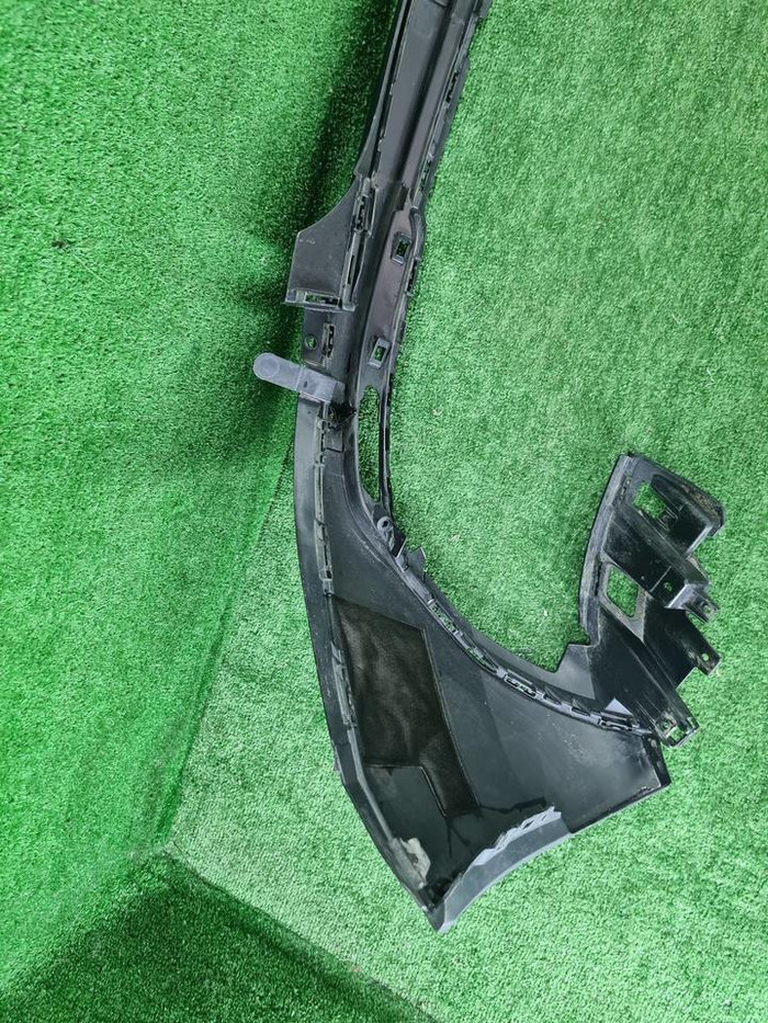 Бампер задний Skoda Karoq (2017-2021)