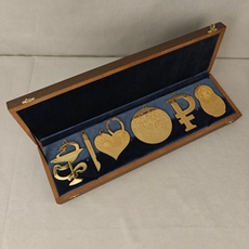 Набор из 6 ёлочных игрушек "Подарок медику" (Златоустовская гравюра)