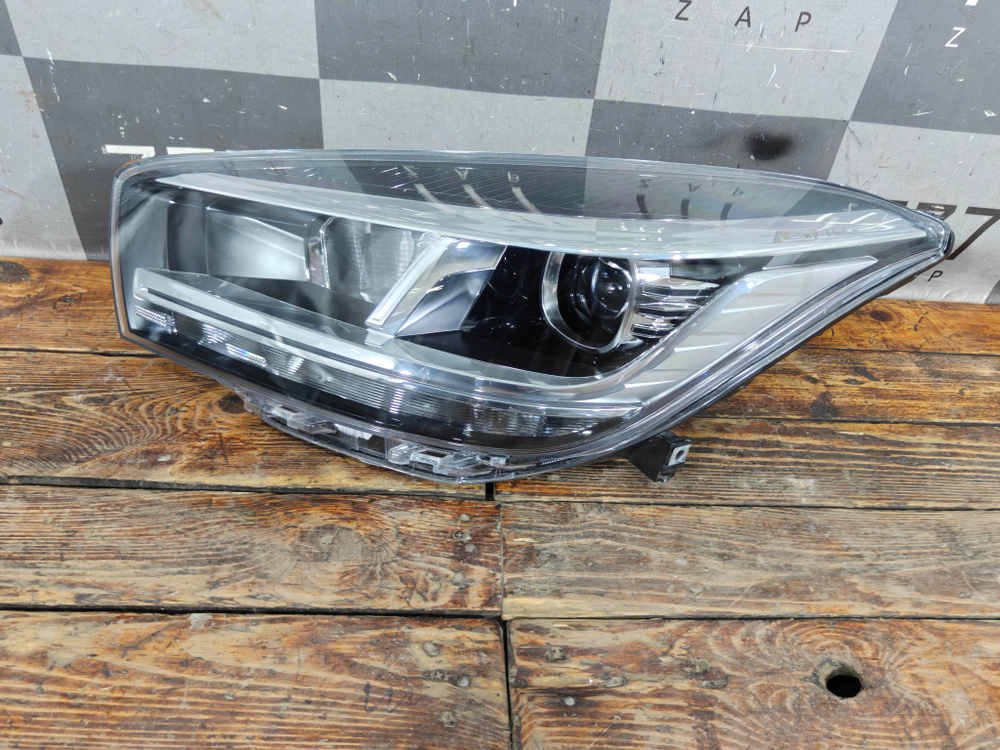 Фара левая LED Chery Tiggo 4 Pro 20-нв Б/У Оригинал 605000634AA