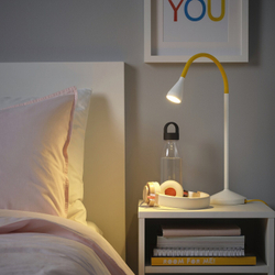 IKEA NÄVLINGE  (ИКЕА НÄВЛИНГЕ)  -  Светодиодная настольная лампа, желтый/белый