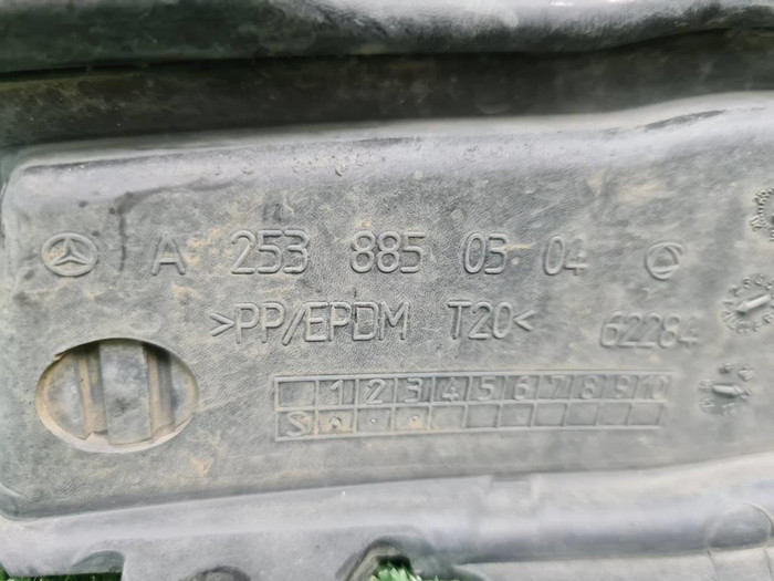 Юбка переднего бампера Mercedes GLC X253 19-22 AMG