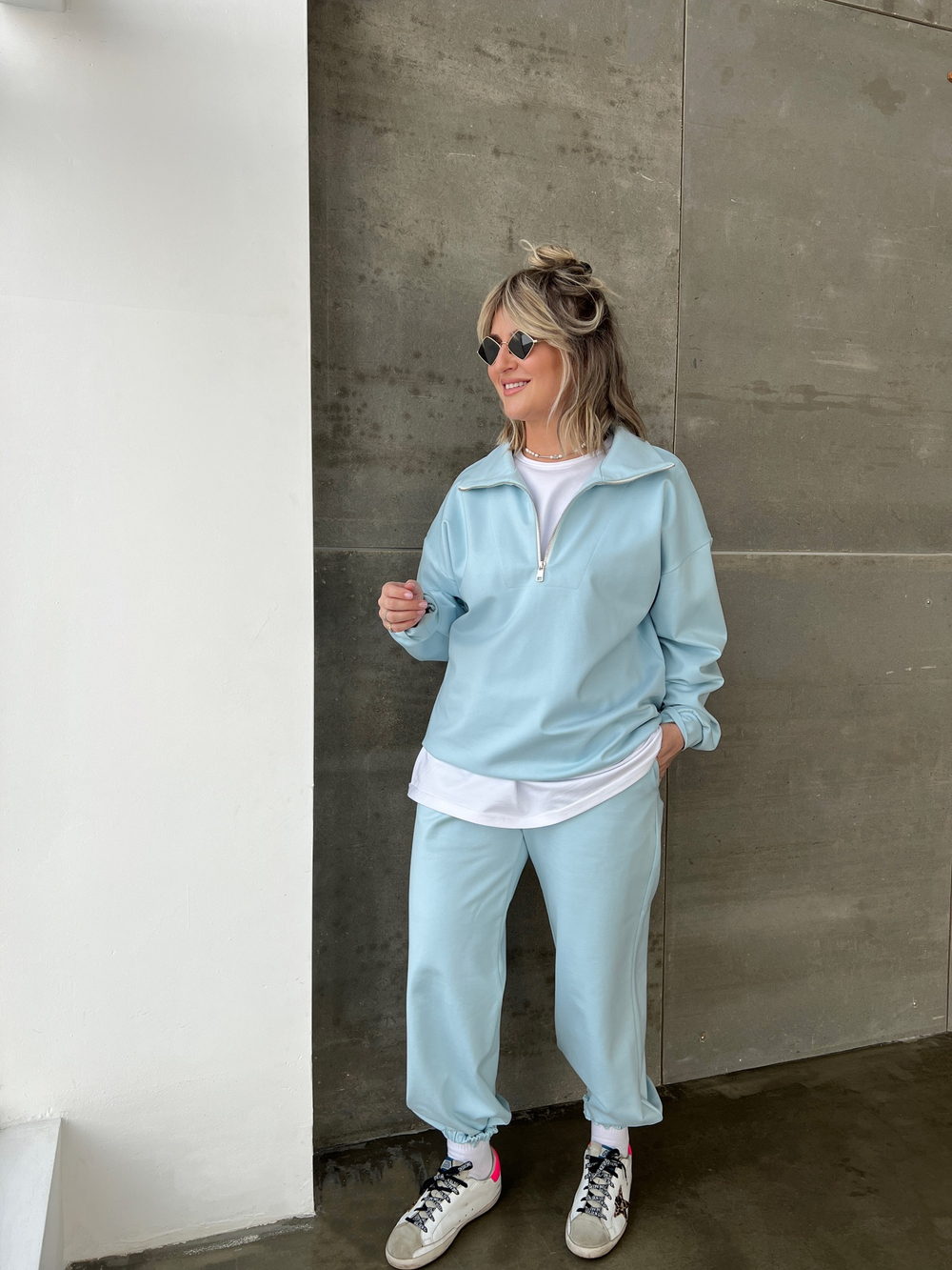 Костюм с поло голубой 13