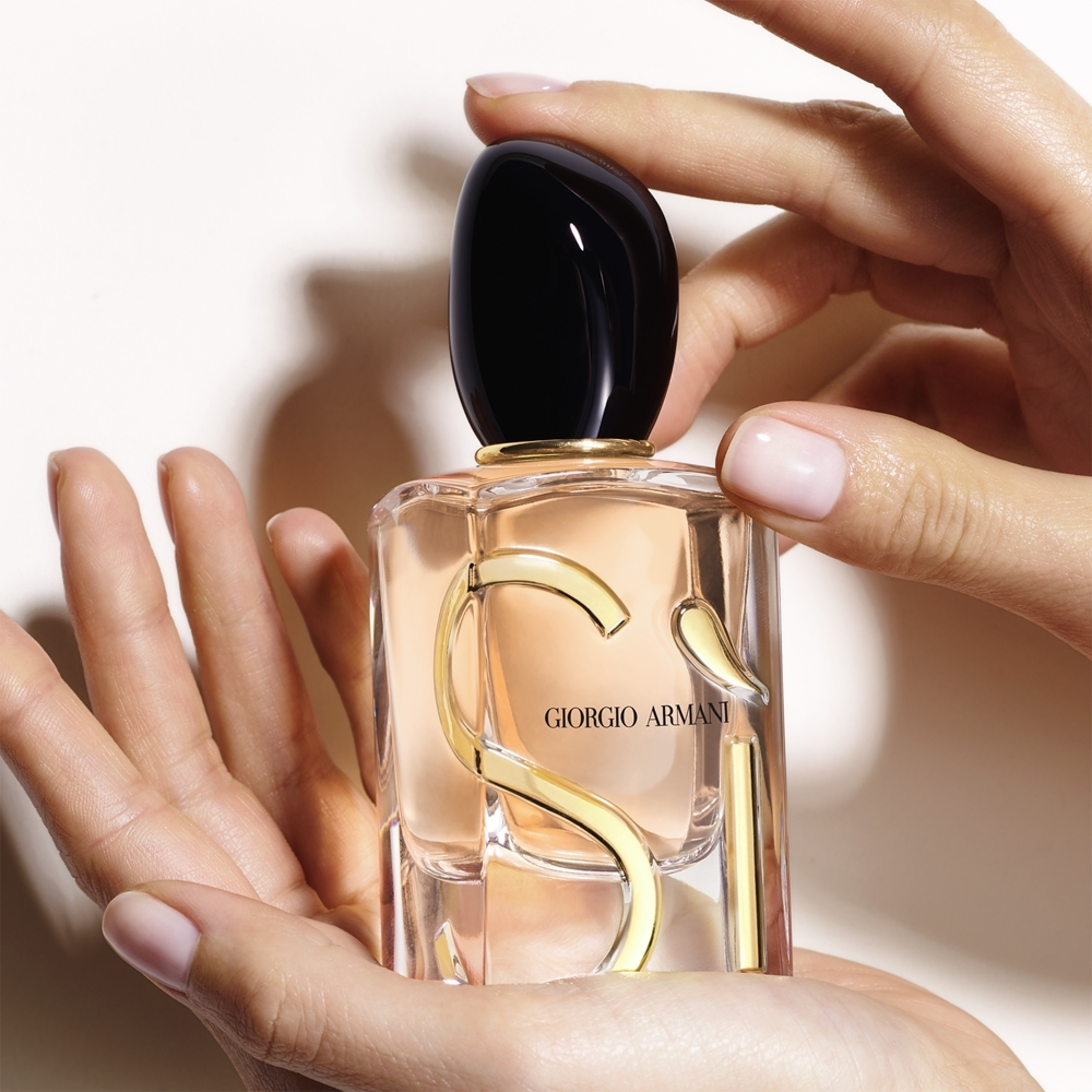 Armani Si Многоразовый флакон Eau de Parfum для женщин