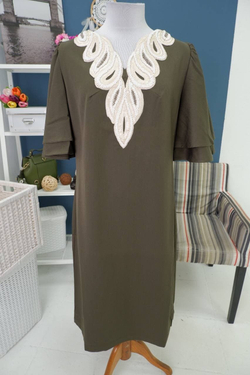 Платье Eleni Viare с вышивкой 48 размер, новое