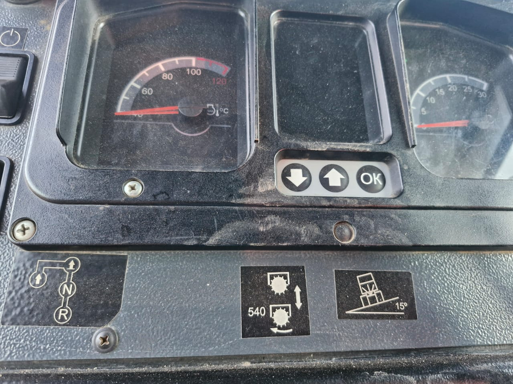 Агромаш 90ТГ Трактор 90ТГ 2007М (Дизельный, 4.8 л, 95 л.с. МТ)