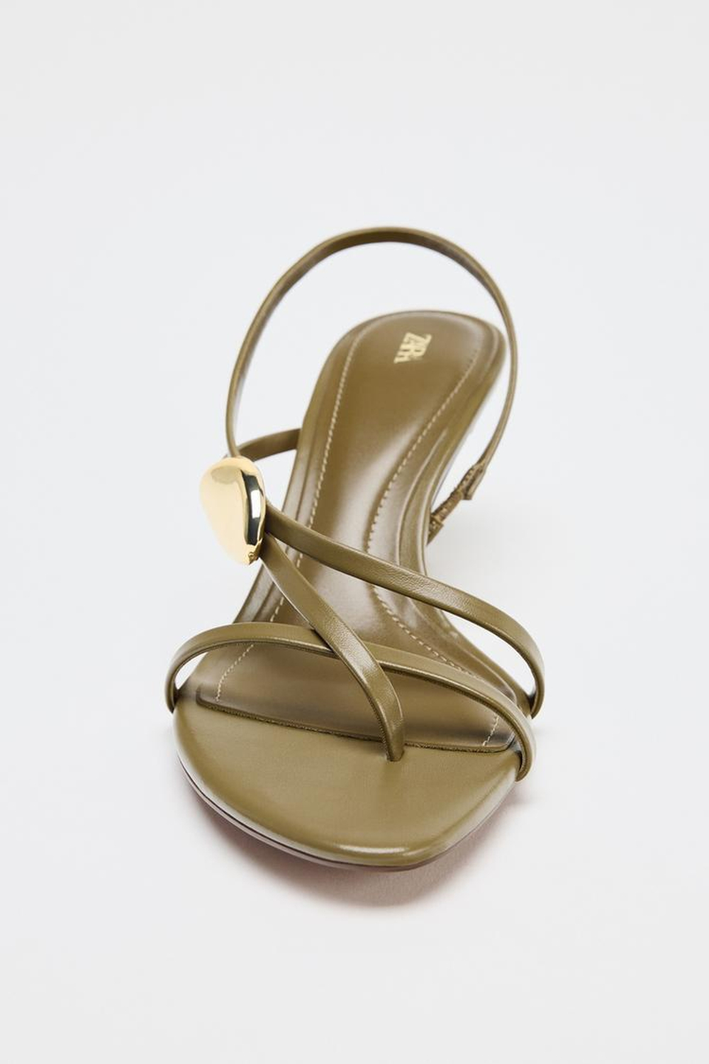 ZARA БОСОНОЖКИ НА КАБЛУКЕ С РЕМЕШКАМИ И МЕТАЛЛИЧЕСКОЙ ДЕТАЛЬЮ, ЗЕЛЕНЫЙ ХАКИ