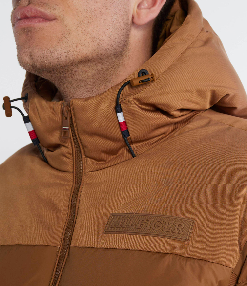 Куртка NEW YORK HOODED Tommy Hilfiger - коричневый(MW0MW32771)