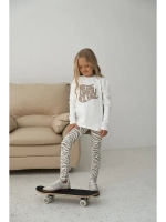 Бежевый костюм для девочки на осень