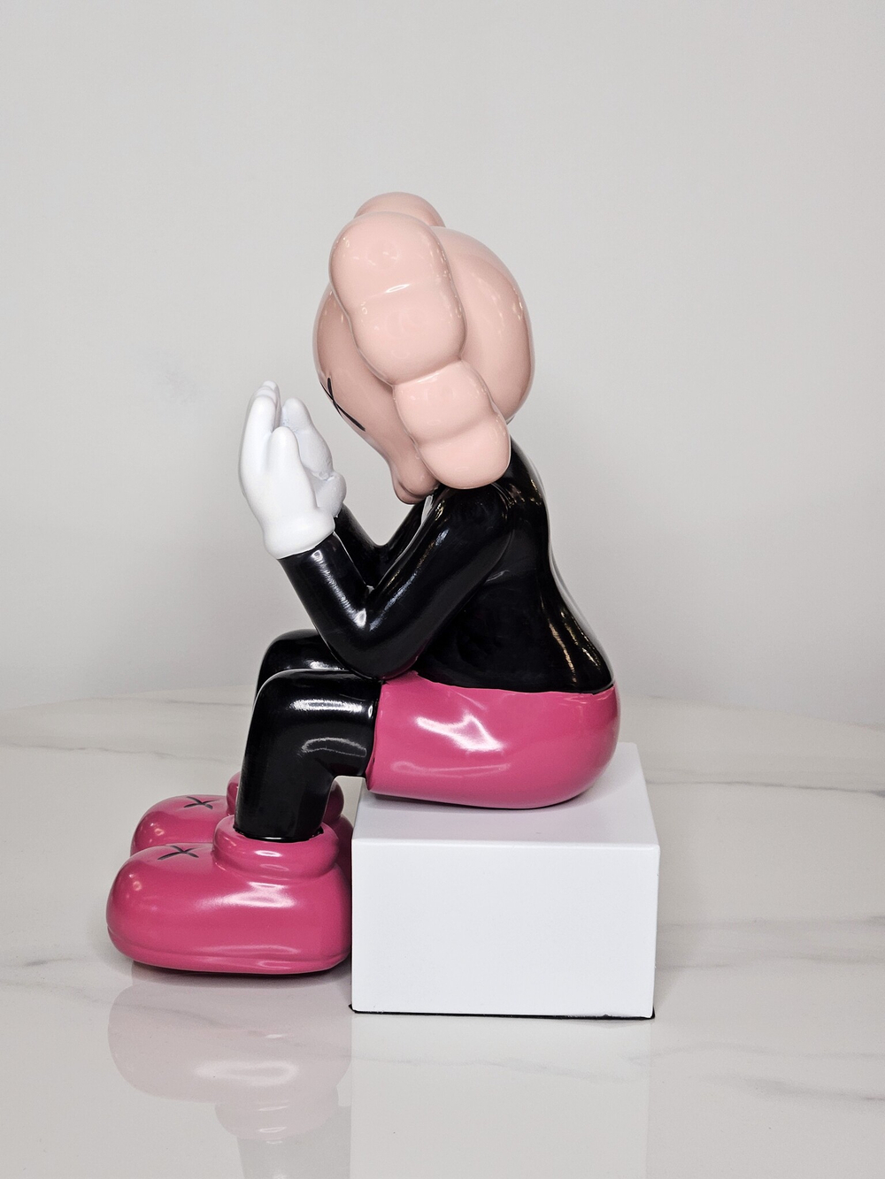 Фигурка Kaws Hypebeast