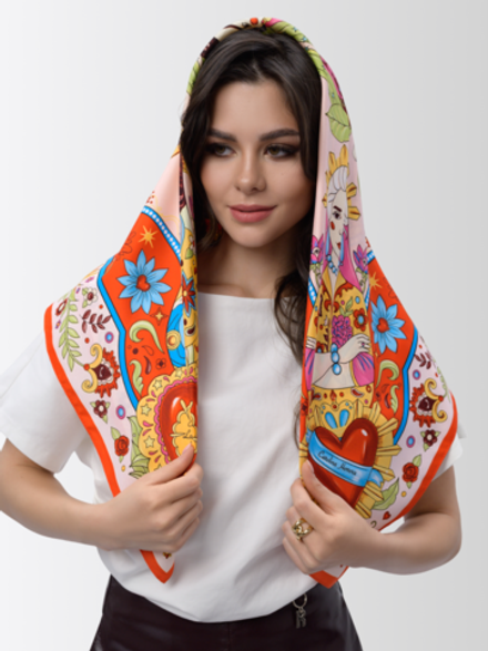 Платок «Матрёшки. Латинская Америка»