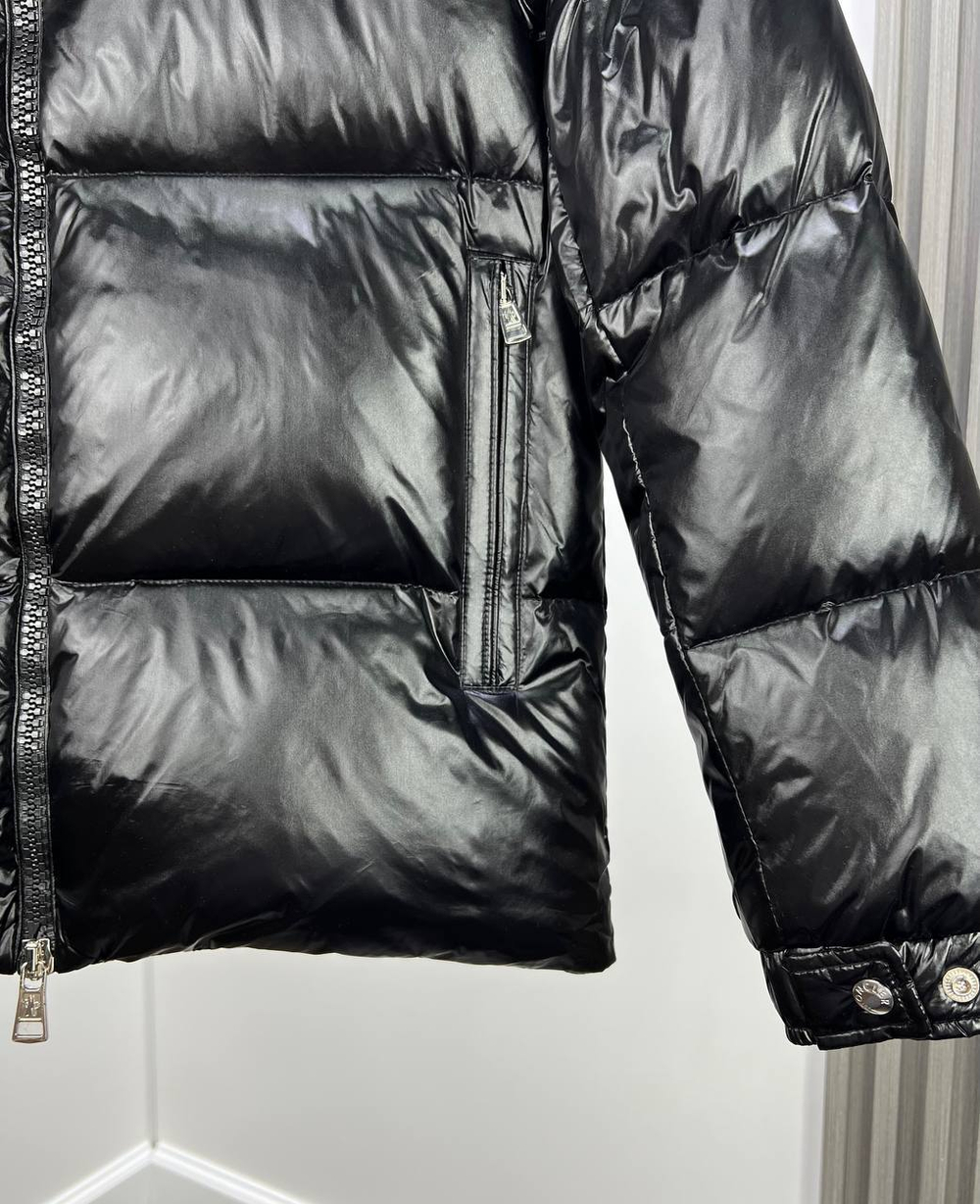 Пуховик Moncler