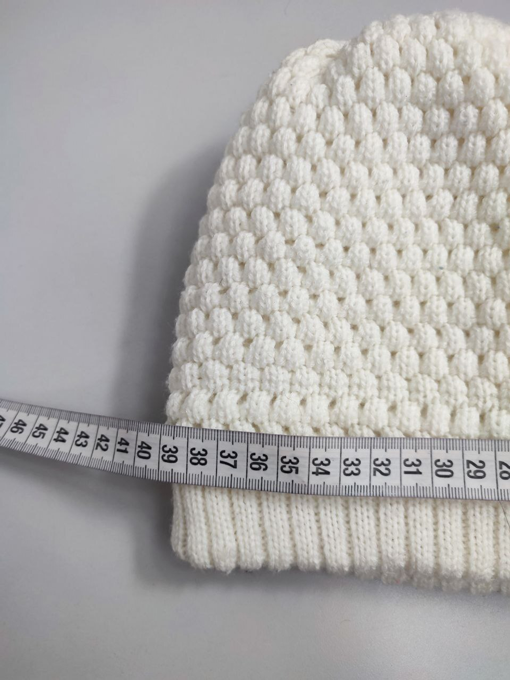 Шапка светлая