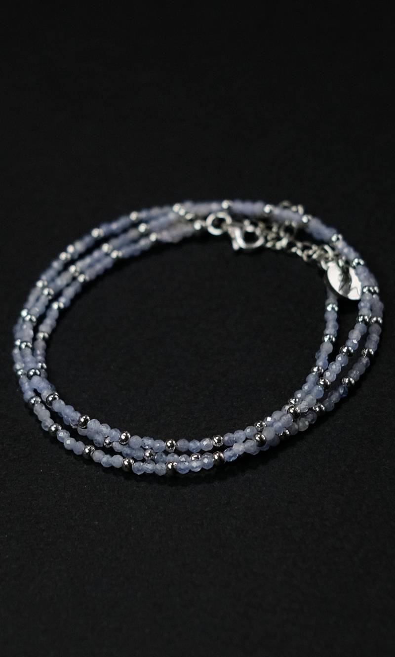 Цепочка "Memo about Finance" из танзанита с серебряными бусинами на замочке 47-54 см