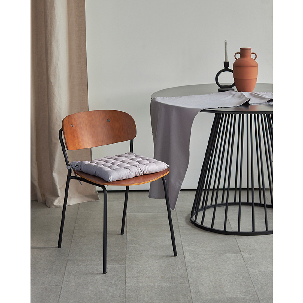 Подушка на стул из хлопка серого цвета из коллекции Essential, 40х40 см