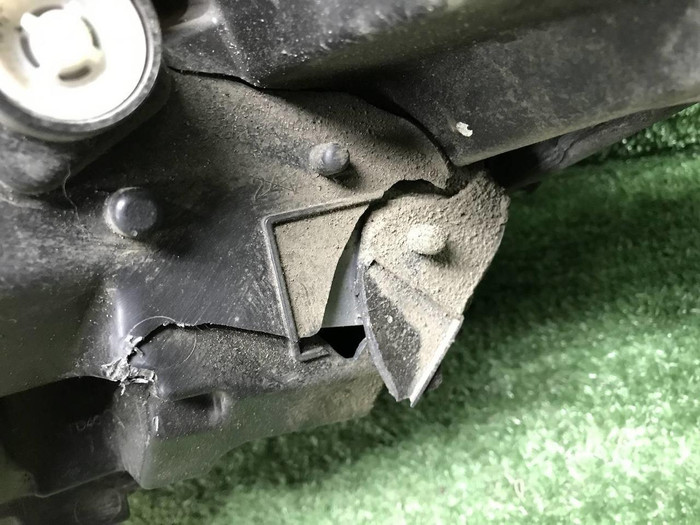 Битая Фара правая Changan Lamore (2023-н.в.) LED