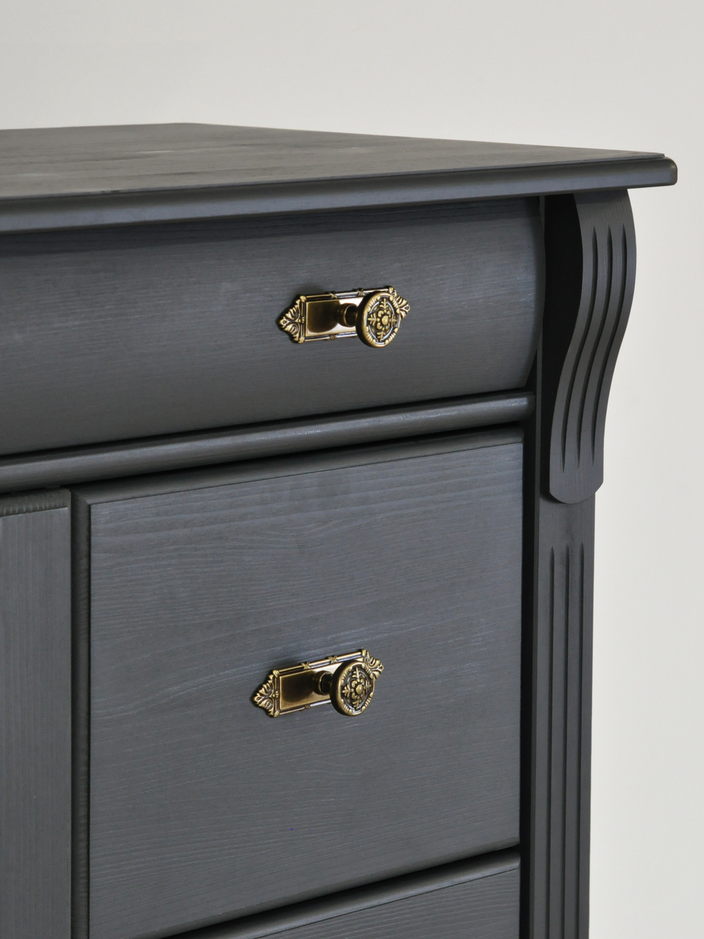 Комод Сюзанна из массива сосны с 5-ю ящиками