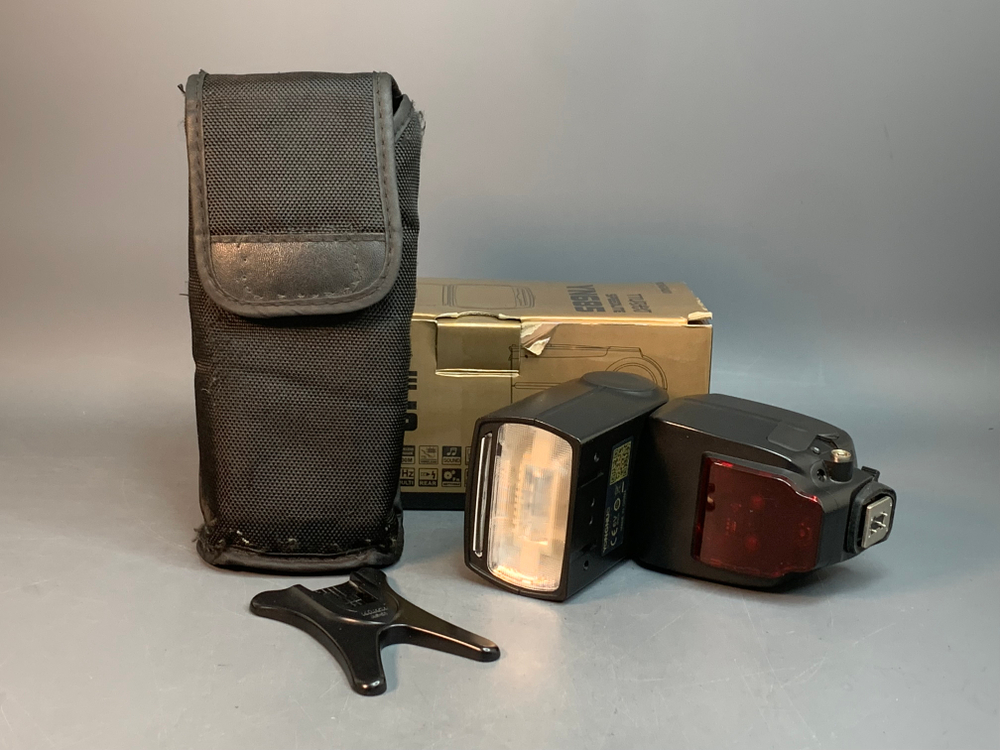 YongNuo Speedlite YN685