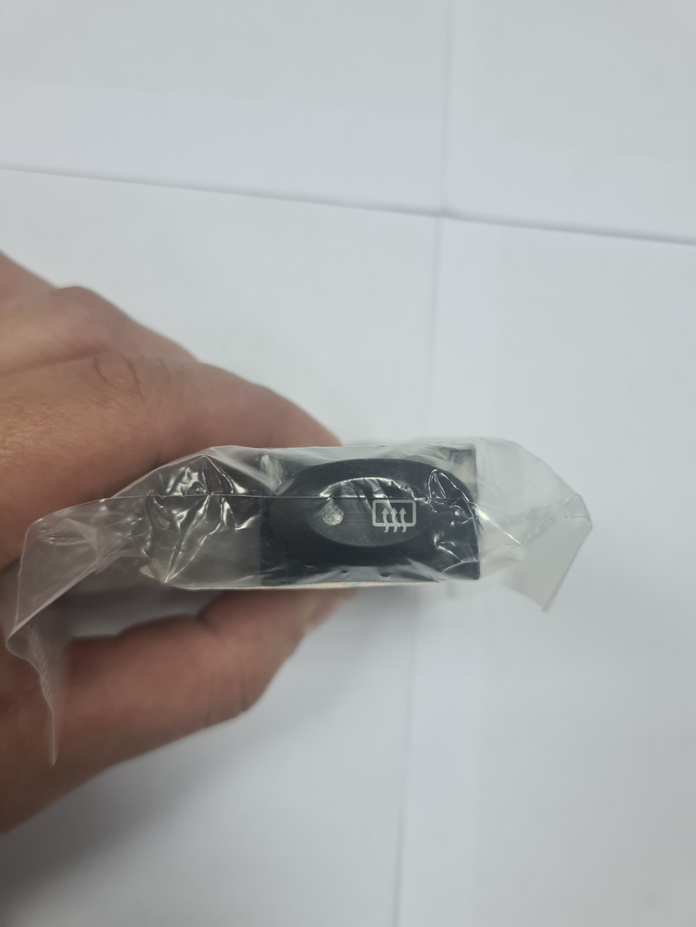 Кнопка обогрева заднего стекла на Дэу Матиз / Daewoo Matiz