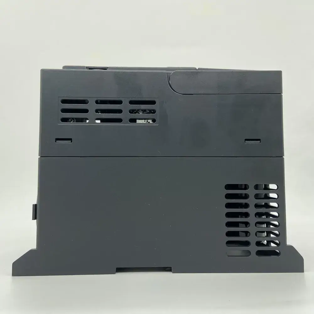 Частотный преобразователь 7.5кВт 16,1А частотник 380В 3-фазный ZUKED-320-380V-7.5KW