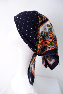 Платок контрастный