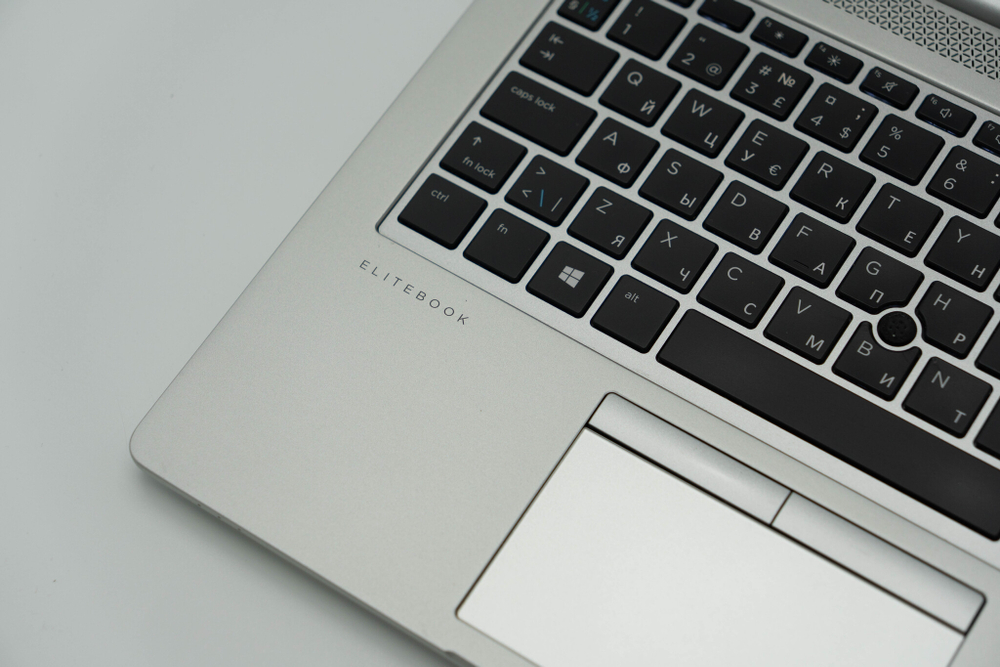 Ноутбук HP EliteBook 830 G5 ( i5-8350U )