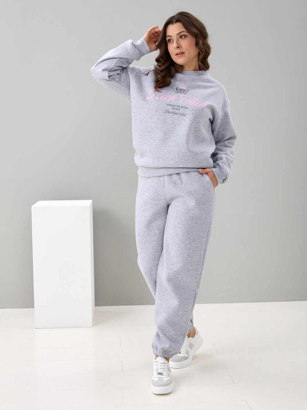 Костюм с брюками КБфн-090/серый-меланж-п