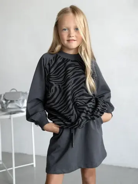 Черный костюм для девочки с юбкой в школу