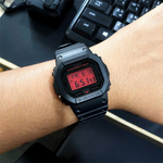 Мужские наручные часы Casio DW-5600BBR-1