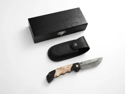 Складной нож "Кайра", дамасская сталь, рукоять карельская береза/черный граб