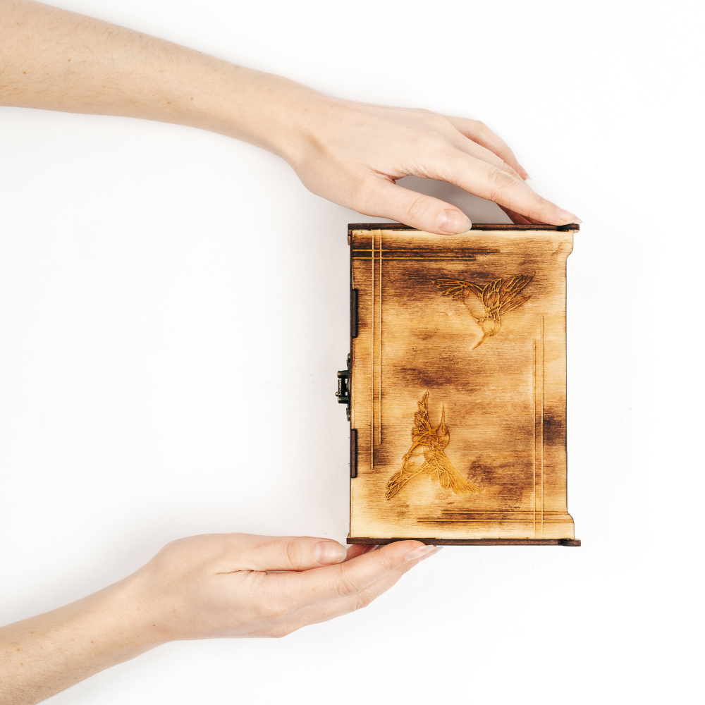 Подарочный деревянный короб для рюмок (стопок). PK39