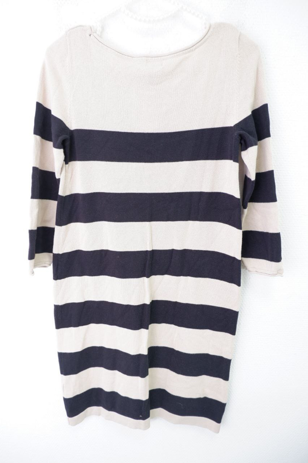 Платье H&M в полоску 42 размер