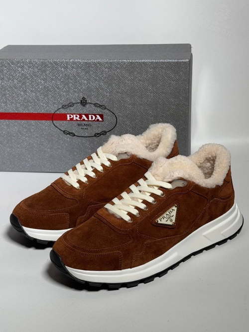 Кроссовки Prada