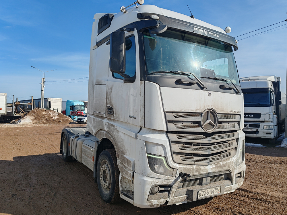 Mercedes-Benz ACTROS 4x2 Седельный тягач 1853 (Дизельный, 12,8 л, 531 л.с., АТ)