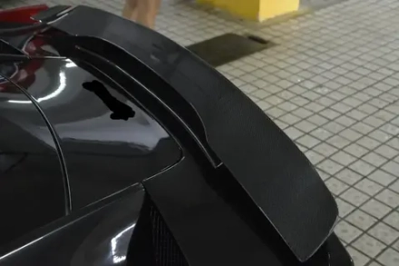 Карбоновый спойлер на крышку багажника для Ferrari 458 Italia 2009-2015 Феррари