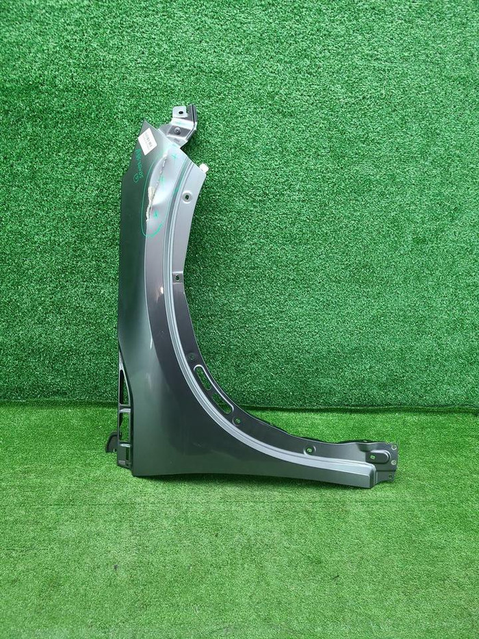 Крыло переднее правое Infiniti QX50 2 (2017-2025)