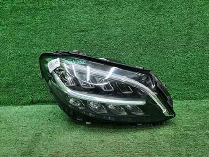 Фара правая Mercedes C w205 (2018-2023) LED