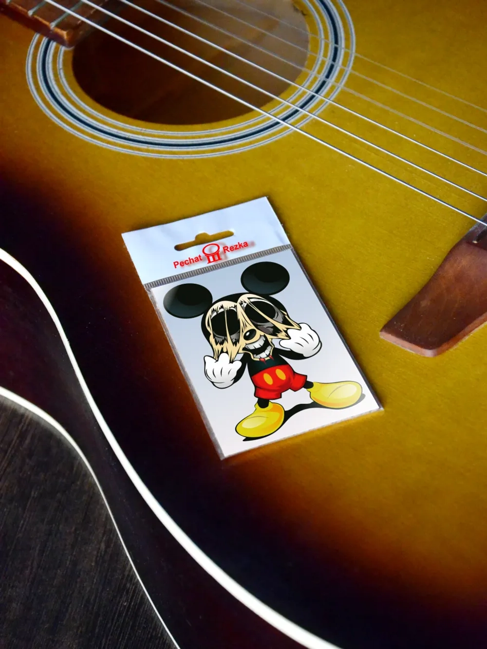 Стикер - Микки Монстр